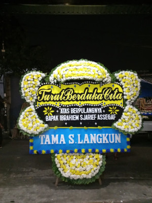Papan Bunga Duka di Biak Timur